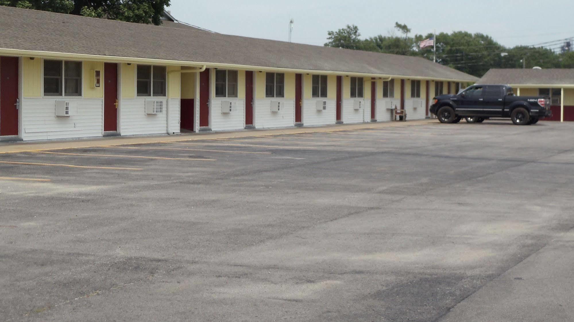 Tall Corn Inn Shenandoah Bagian luar foto